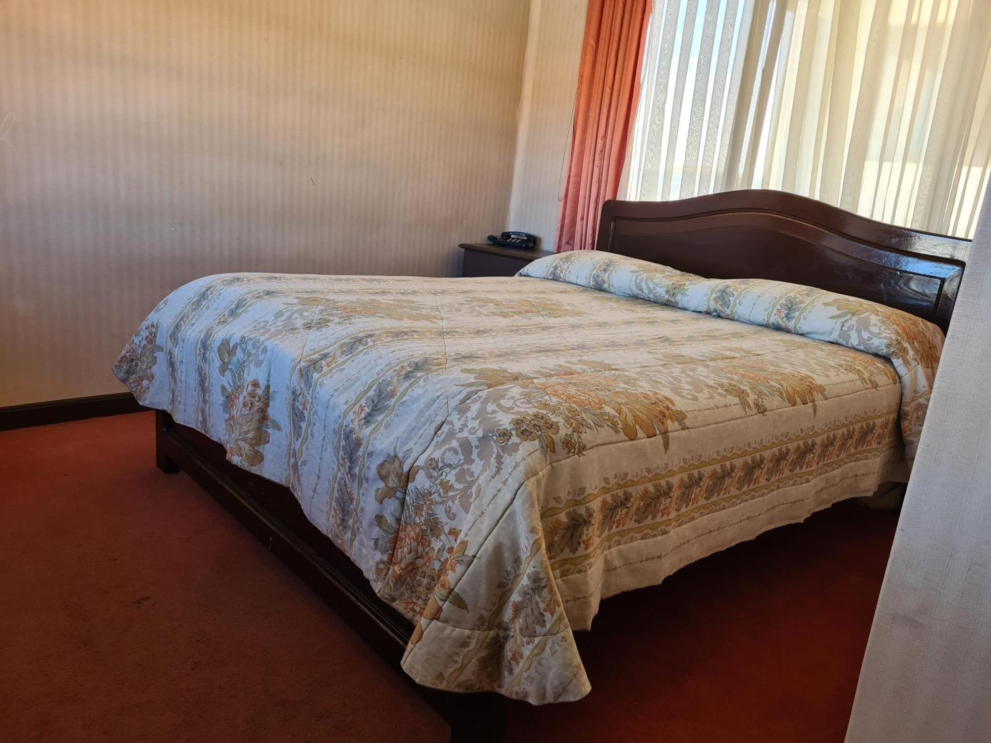 סוקרה Glorieta Hotel מראה חיצוני תמונה